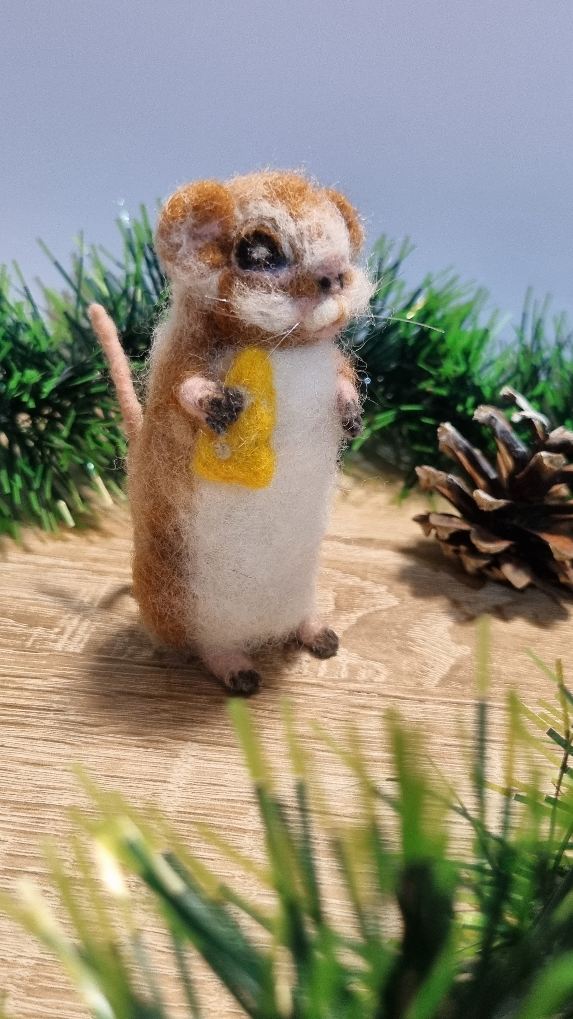 Șoricei norocoși lânosi lucky woolly mice