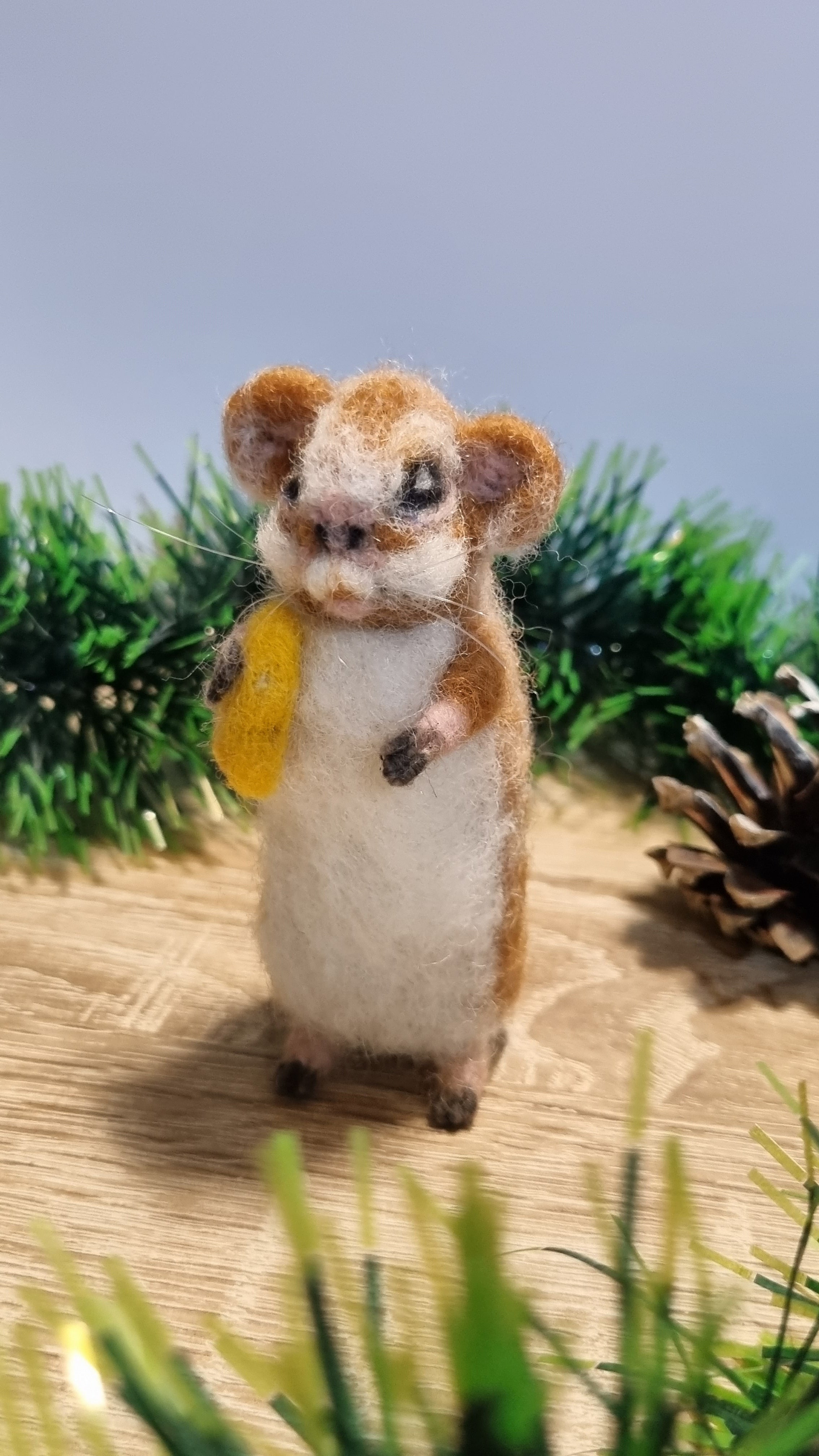 Șoricei norocoși lânosi lucky woolly mice