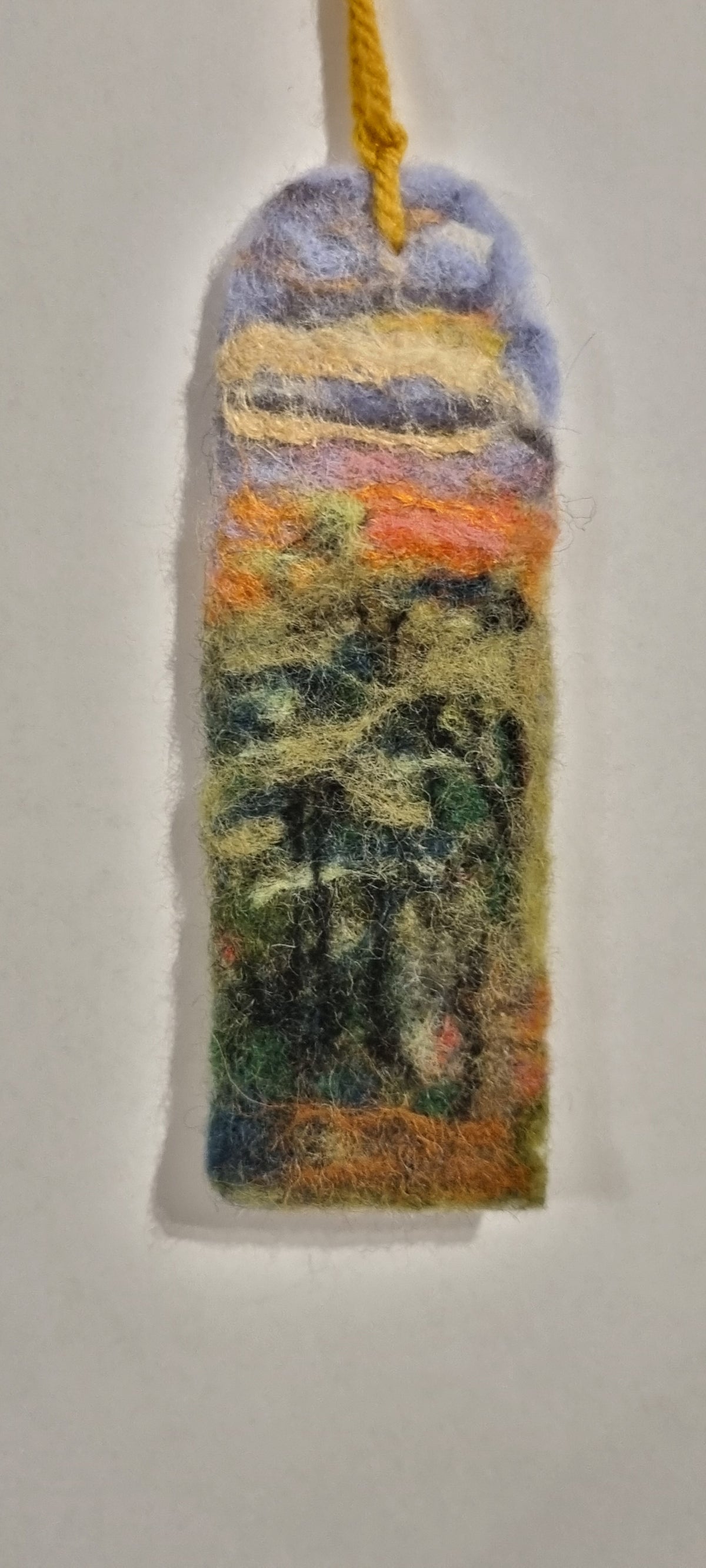 Semn de Carte Handmade cu Peisaj din Natură - Pictat în Lână Naturală