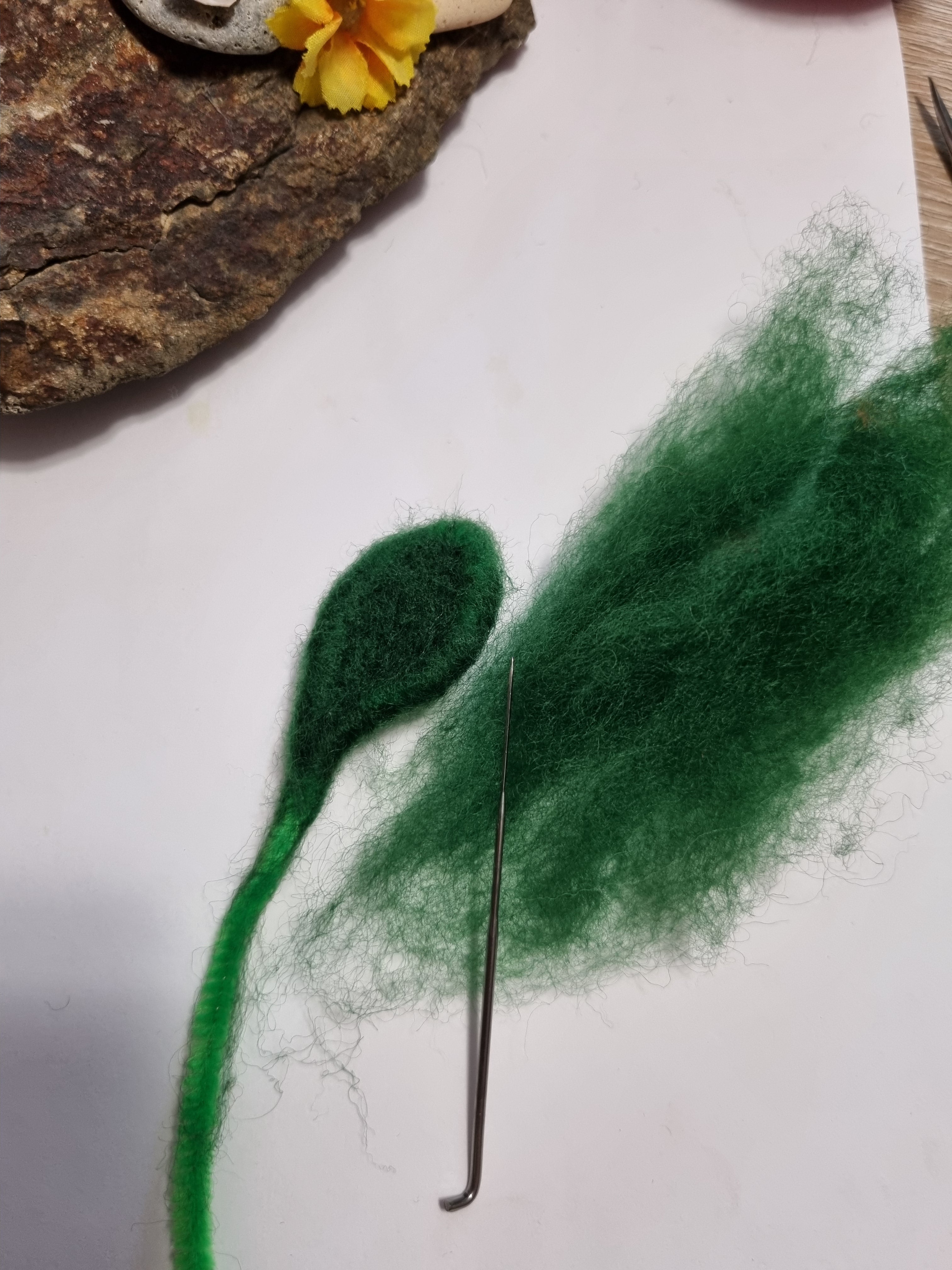 Kit cu materiale necesare(lână pentru împâslit): Creează Mărul Perfect